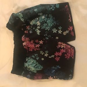 Lululemon tracker short size 6